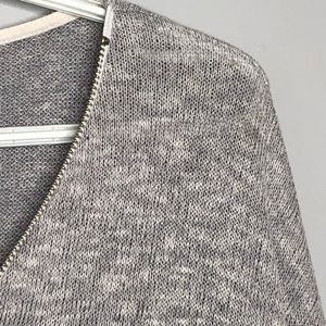 Elegant Heather Gray V-Neck Sweater